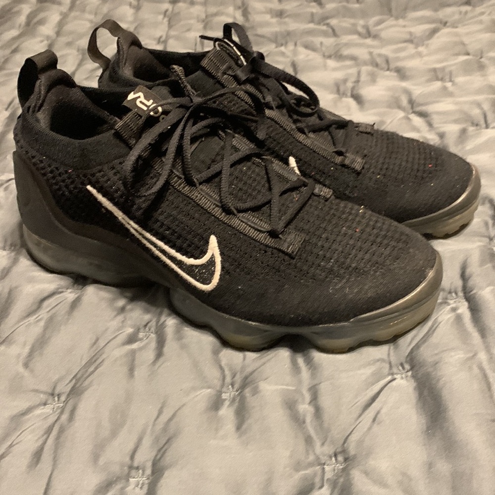 Purchased From Nike.Com At The Beginning Of The Y… - image 2